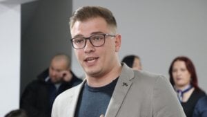 Arsenijević: Vidimo se na Gazimestanu na Vidovdan sa mojim nacionalnim obeležjem