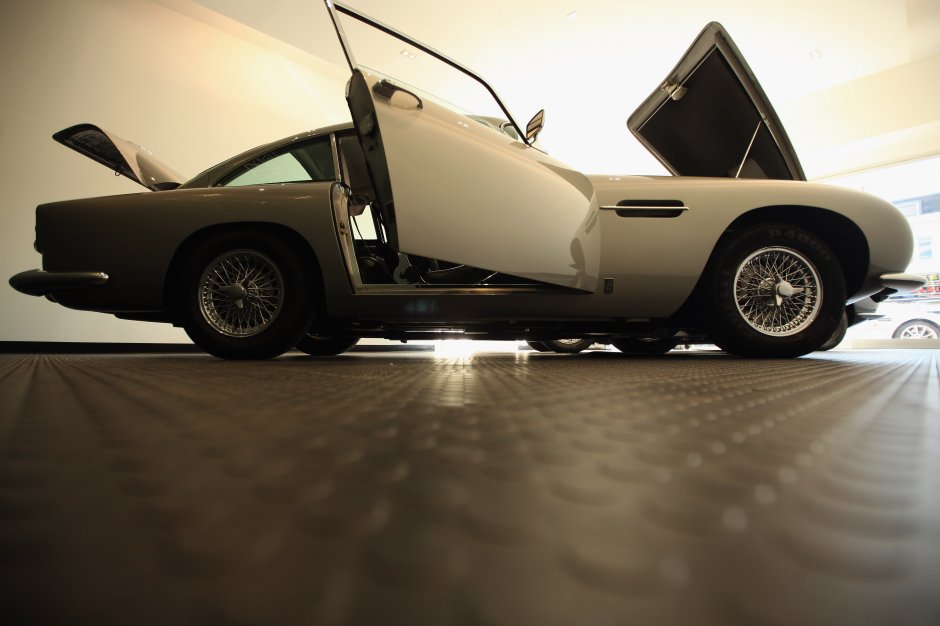 Aston Martin će ponovo praviti DB5 – s gedžetima