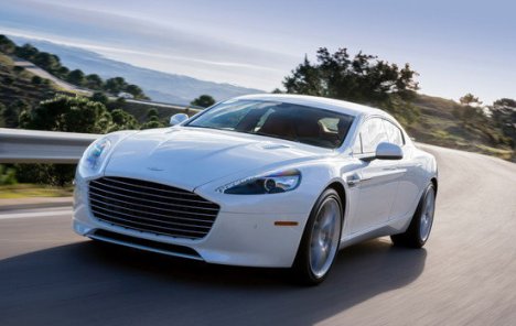 Aston Martin smanjio procjene prodaje i zarade, cijena dionice oštro pala