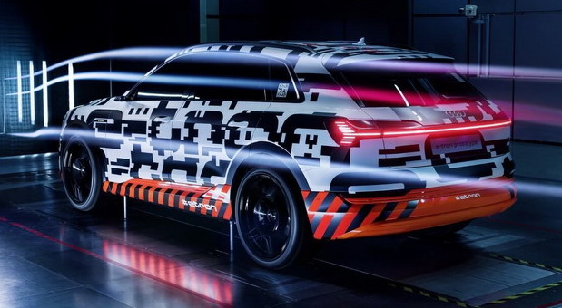 Audi E-Tron će opciono imati kamere umesto retrovizora