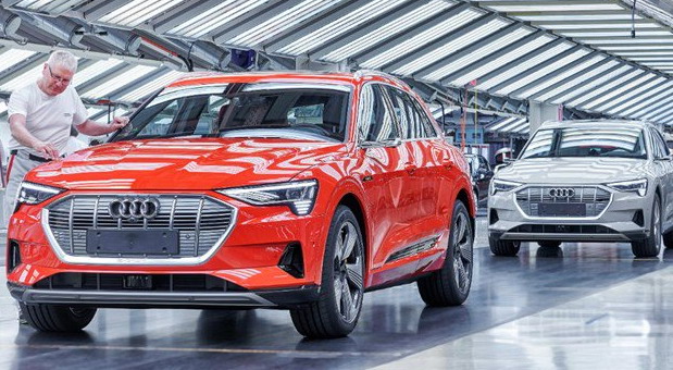 Audi privremeno zaustavio proizvodnju E-Trona