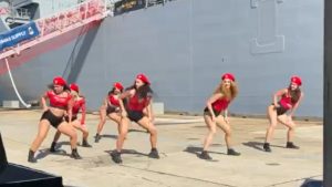 Australija, vojska i prava žena: Zašto je sporan nastup plesačica na vojnoj ceremoniji
