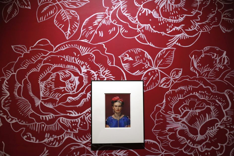 Auto-portret Fride Kalo prodat za 35 miliona dolara