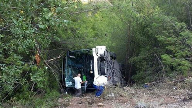  Autobus sleteo s puta u Antaliji, povređeno 25 turista