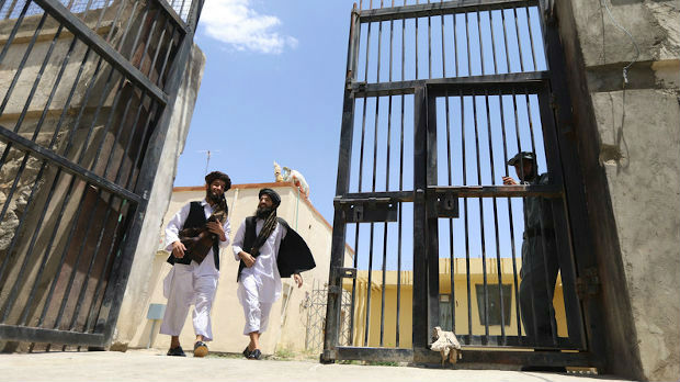 Avganistan oslobodio iz zatvora 100 talibana