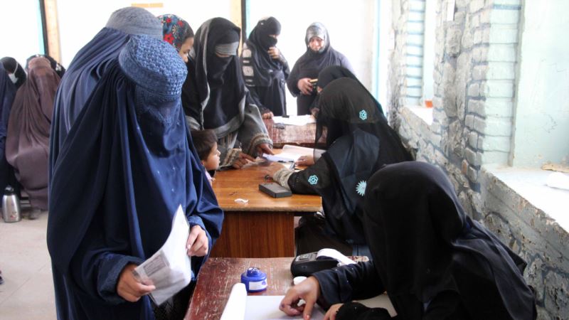 Avganistanke zabrinute zbog uvođenja biometrijskog sistema identifikacije na izborima