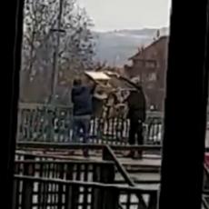 BACIO SMEĆE U REKU IZ REVOLTA!? Oglasio se privrednik iz Vlasotinca sa snimka koji je zgrozio Srbiju! (VIDEO)