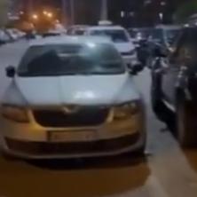 BAHATOST NA DELU: Opozicionar Bora Novaković uzurpira kolovoz u Novom Sadu, poglеdajtе kako jе parkiran automobil NARODNOG POSLANIKA (VIDEO)