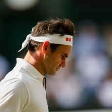 BAŠ JE ZARĐAO: Federer posle duge pauze ZABORAVIO teniska pravila, sudija ga PODSEĆAO
