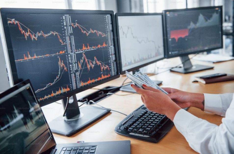 “BELEXsentiment” за јун износи 114,13 поена, очекује се стагнација на домаћој берзи