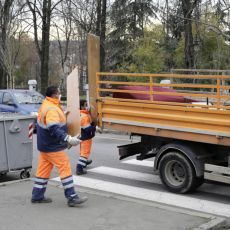 BESPLATNO ODNOŠENJE KABASTOG SMEĆA: JKP Gradska čistoća 2. i 3. oktobra odvozi otpad sa beogradskih ulica