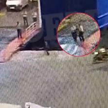 BIZARNA SMRT U GRČKOJ: Muškarac poginuo pri ukrcavanju na trajekt, SNIMAK kamera otkrio nešto još užasnije (VIDEO)