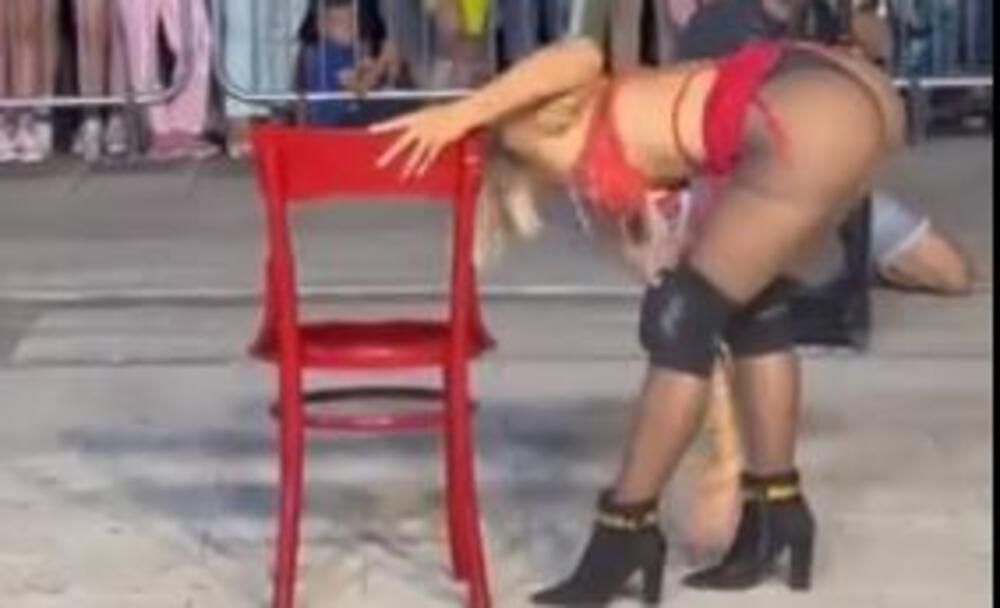 BLUDNI PLES: Plesačica širila noge i simulirala seks pred decom na leskovačkom karnevalu