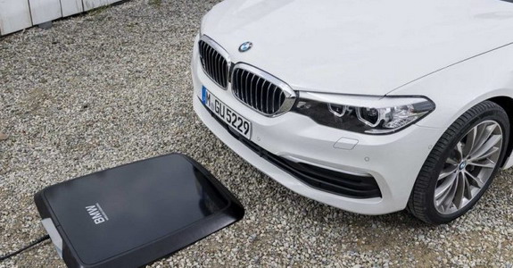 BMW 530e iPerformance dobija punjač bez žice