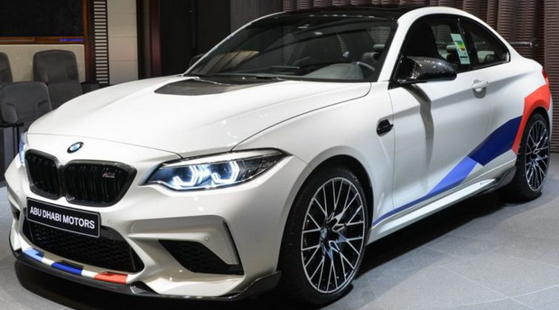 BMW M2 Competition sa M Performance elementima
