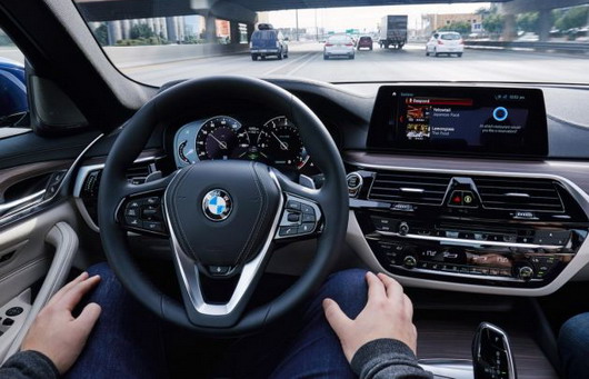 BMW neće razviti autonomni automobil bez upravljača i pedala