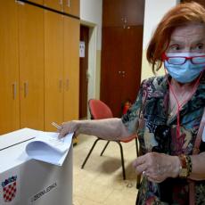 BORBA SDP-a i HDZ-a ZA GLASOVE: Otvorena biračka mesta u Hrvatskoj, da li će Knin dobiti srpsku gradonačelnicu?
