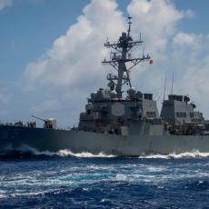 IGRA ŽIVACA: Američki razarač došao do otoka na Pacifiku, BURNA reakcija Kine