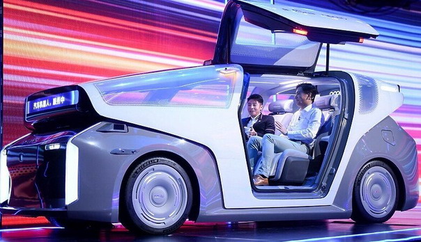 Baidu predstavio robotski automobil i drugu generaciju AI čipa