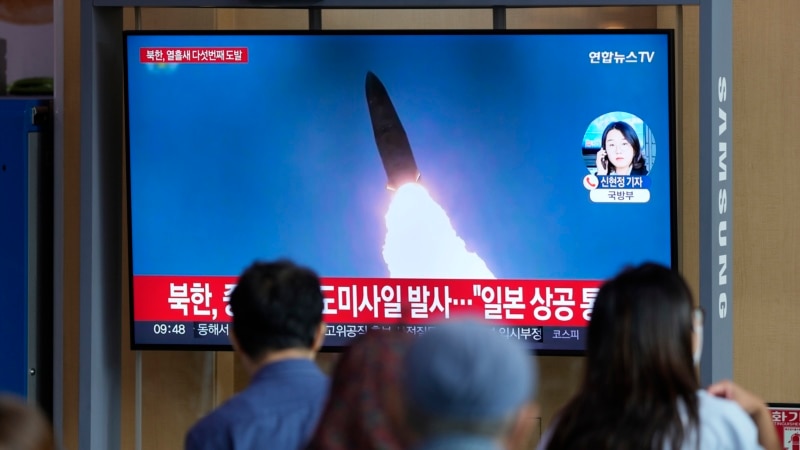 Bajden potvrdio podršku SAD Japanu nakon lansiranja rakete Severne Koreje