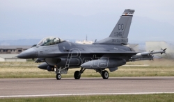Bajden pristao na plan o obučavanju ukrajinskih pilota da upravljaju američkim F-16