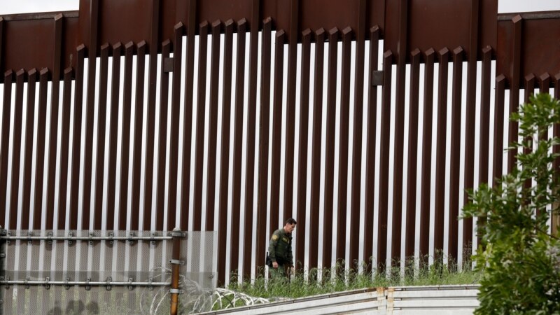Bajden zaustavio gradnju zida na granici sa Meksikom