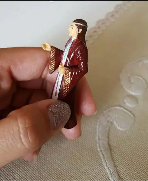 Baka se godinama molila figurici iz Gospodara prstenova misleći da je sveti Ante