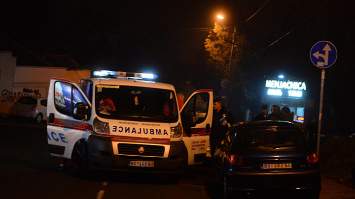Baku iz Bačke Palanke pogodio metak dok je sedela na terasi: Sumnja se da je ISPALJEN NA SVADBI
