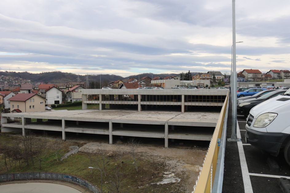 Banjaluka postaje grad nezavršenih projekata (FOTO)