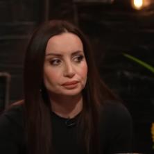 Bar da me je zamenio nekom lepoticom... Jelena Vučković ne prestaje da iznosi detalje muževljeve prevare - ćerka Goce Božinovske otkrila S KIM je suprug varao