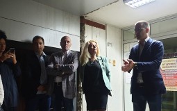 
					Bastać: Vesić potvrdio da će bez tendera izgradnju metroa dobiti kineska firma 
					
									
