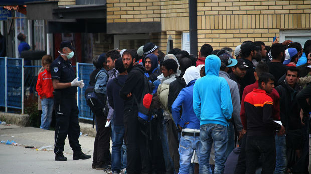 Bela Palanka, 29 migranata premešteno u Bosilegrad