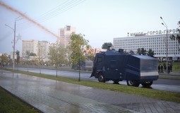 
					Beloruska policija vodenim topovima rasterala demonstrante u Minsku 
					
									