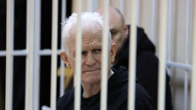 Beloruski nobelovac u kaznionici, bez vesti o njemu mesec dana