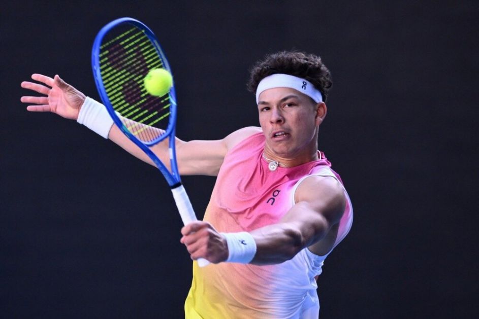 Ben Šelton pobedio Karena Hačanova i osvojio masters u Torontu
