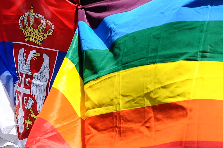 Beograd:LGBT POBUNA ispred ambasade Rusije zbog ubistva