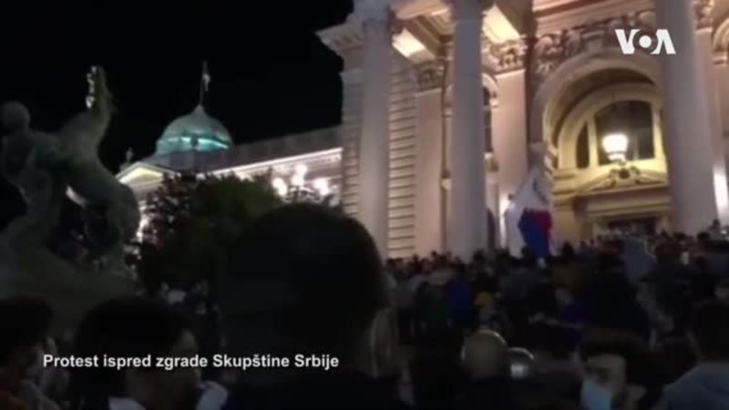 Beograd: Protest ispred Skupštine Srbije