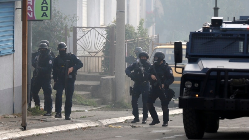 Policija Kosova: Situacija na severu stabilna; Beograd najavljuje mogućnost slanja svojih snaga 