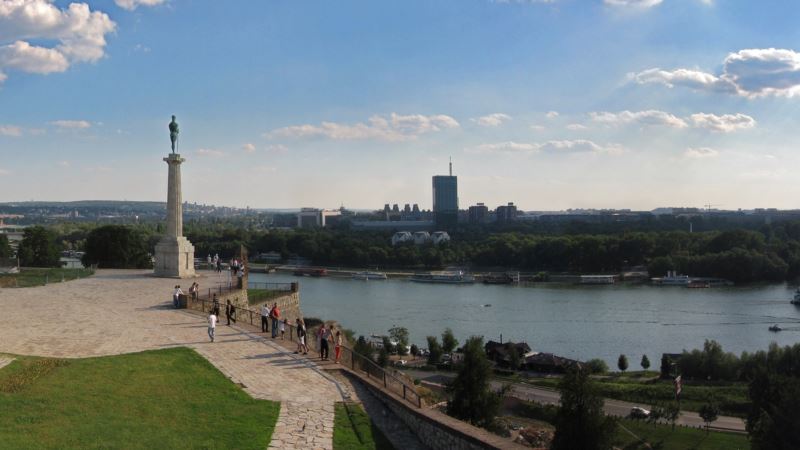Beograd nezadovoljan Junkerovim odgovorom
