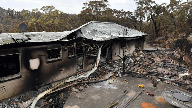 Besne požari na jugoistoku Australije, gradić Balmoral spaljen do temelja