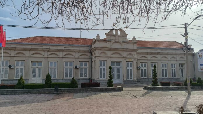 Besplatan koncert klasične muzike u Oficirskom domu – mladi virtuoz pred niškom publikom