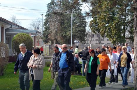 Bez reakcija na stanje u Banji Dvorovi u Bijeljini: Štrajkači idu ispred Skupštine grada