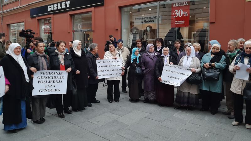 BiH: Novi protest udruženja žrtava genocida zbog Handkea