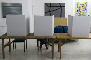 BiH: Počelo glasanje, trka neizvesna