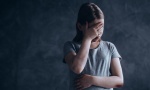 Bibliotekar škole priveden zbog seksualnog uznemiravanja: Pipkao devojčicu po stomaku, škola prijavila zlostavljanje