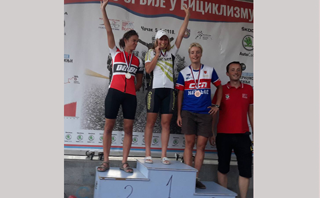 Biciklistkinja Ciklomanije Jana Jolović obeležila državno prvenstvo u Čačku