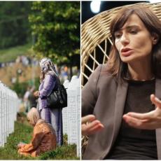 Biljana soli pamet i ŽELI DA UĆUTKA SRBE: Srbljanovićeva jezivim pričama razvija mit o genocidu u Srebrenici