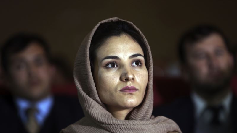 Biti prihvaćena, prvi izazov za mladu Avganistanku u vladi