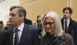 Bivši francuski premijer osudjen na pet godina zatvora (VIDEO)