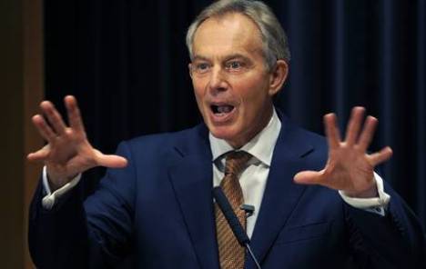 Blair se vraća u politiku zbog Brexita